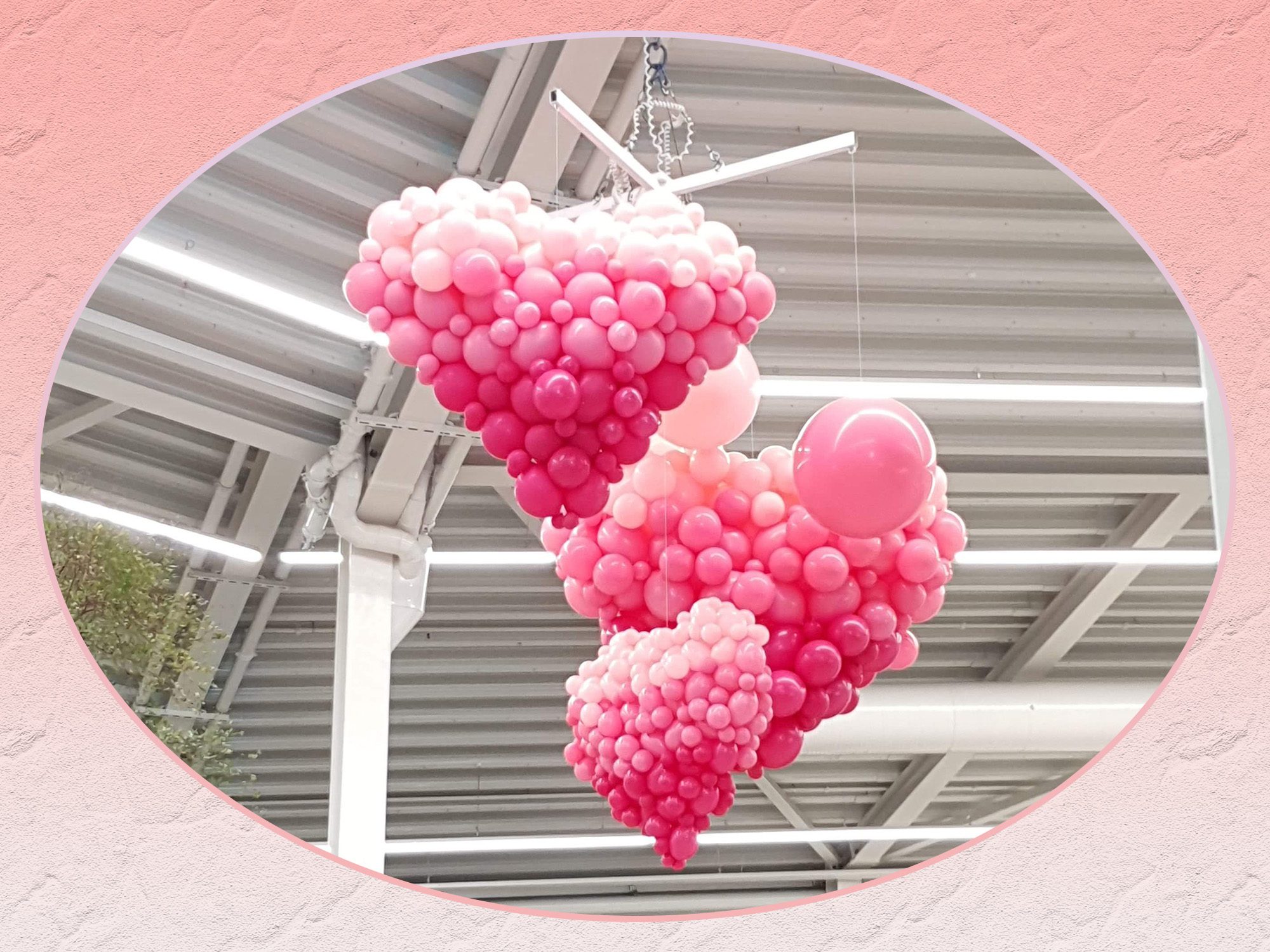 Flott ballongdekor til valentines og morsdag. Se bilder her. Ta kontakt for priser.